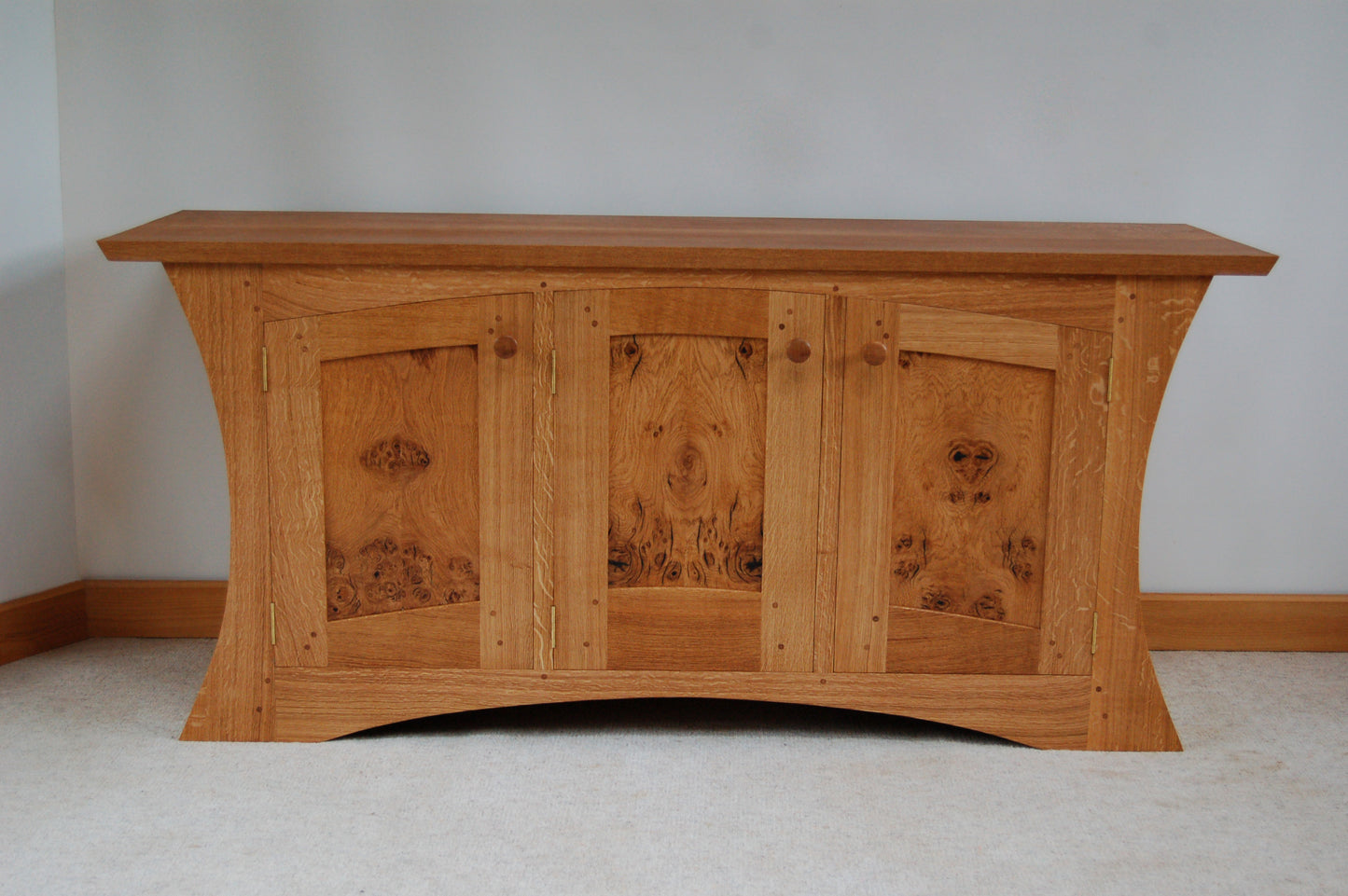 Crescent sideboard
