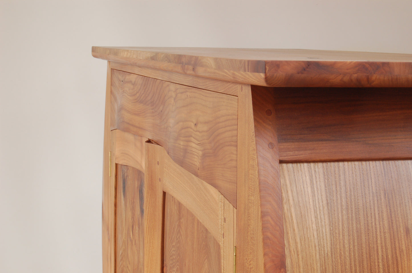 Gourd Sideboard