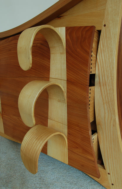 Ram chest of drawers