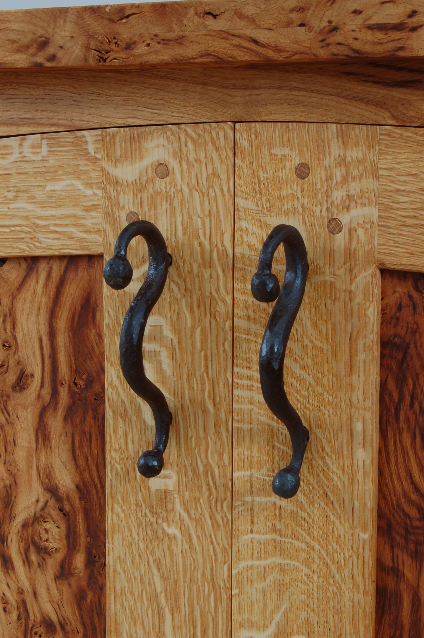 Mini Crescent sideboard